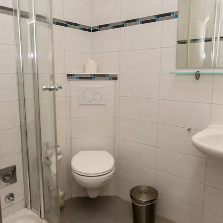 Lord Nelson 111 Apartment