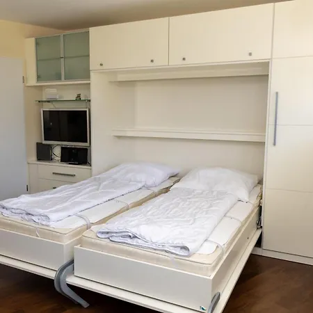 Apartment Lord Nelson 111 *