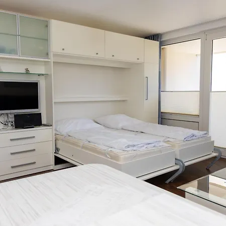 Apartment Lord Nelson 111 *