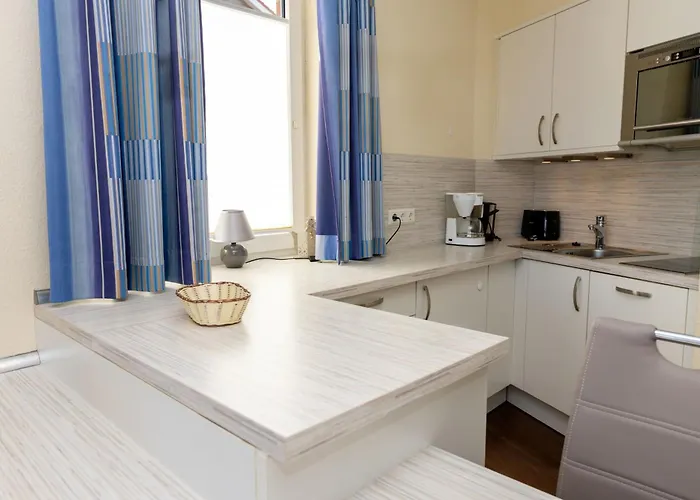 Апартаменты Lord Nelson 111